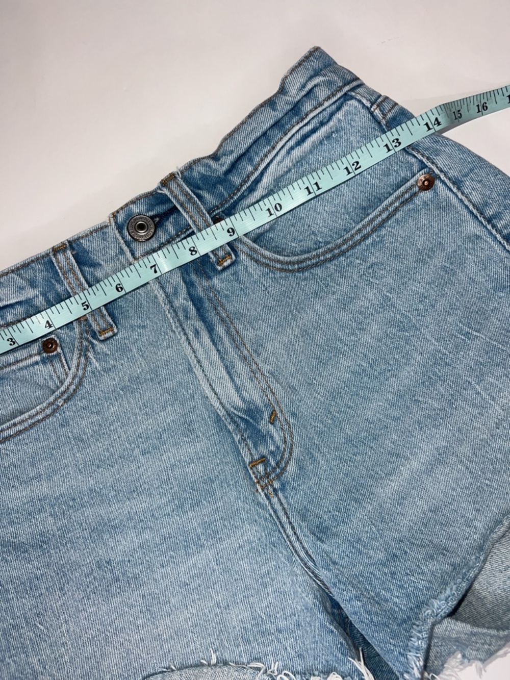 Abercrombie & Fitch Light Blue Denim Cutoff Shorts size 00 - Picture 5 of 7